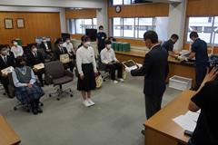 �����s�����X�|�[�c�ܕ\����